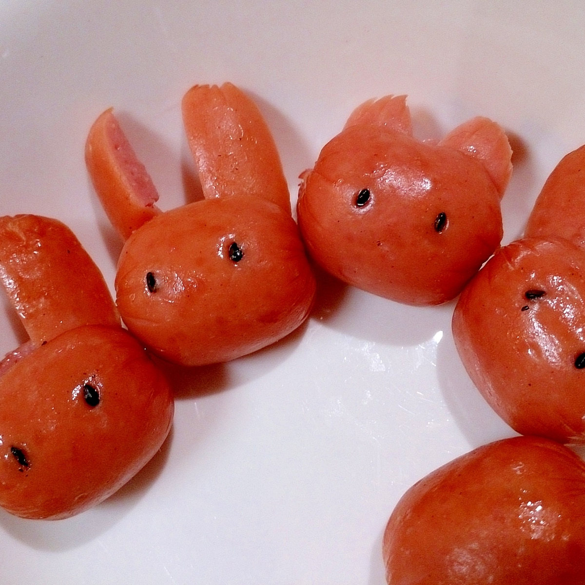 ひとくちフランクの飾り切り うさぎ ぶたさん レシピ 作り方 By Hideok8 楽天レシピ ひとくちフランクの飾り切り うさぎ ぶたさん レシピ 作り方 By Hideok8 楽天レシピ